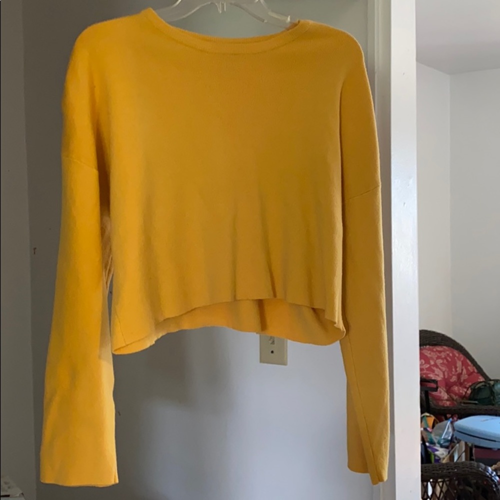 Forever 21 Large Yellow Crop Top